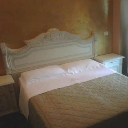 Hotel La Del Grand 4*