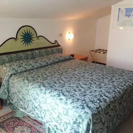 La Del Grand Hotel 4*