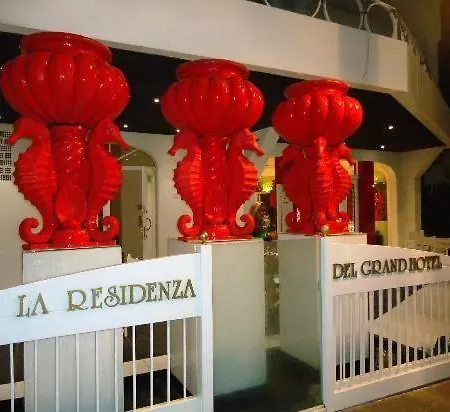 La Del Grand Hotel 4*
